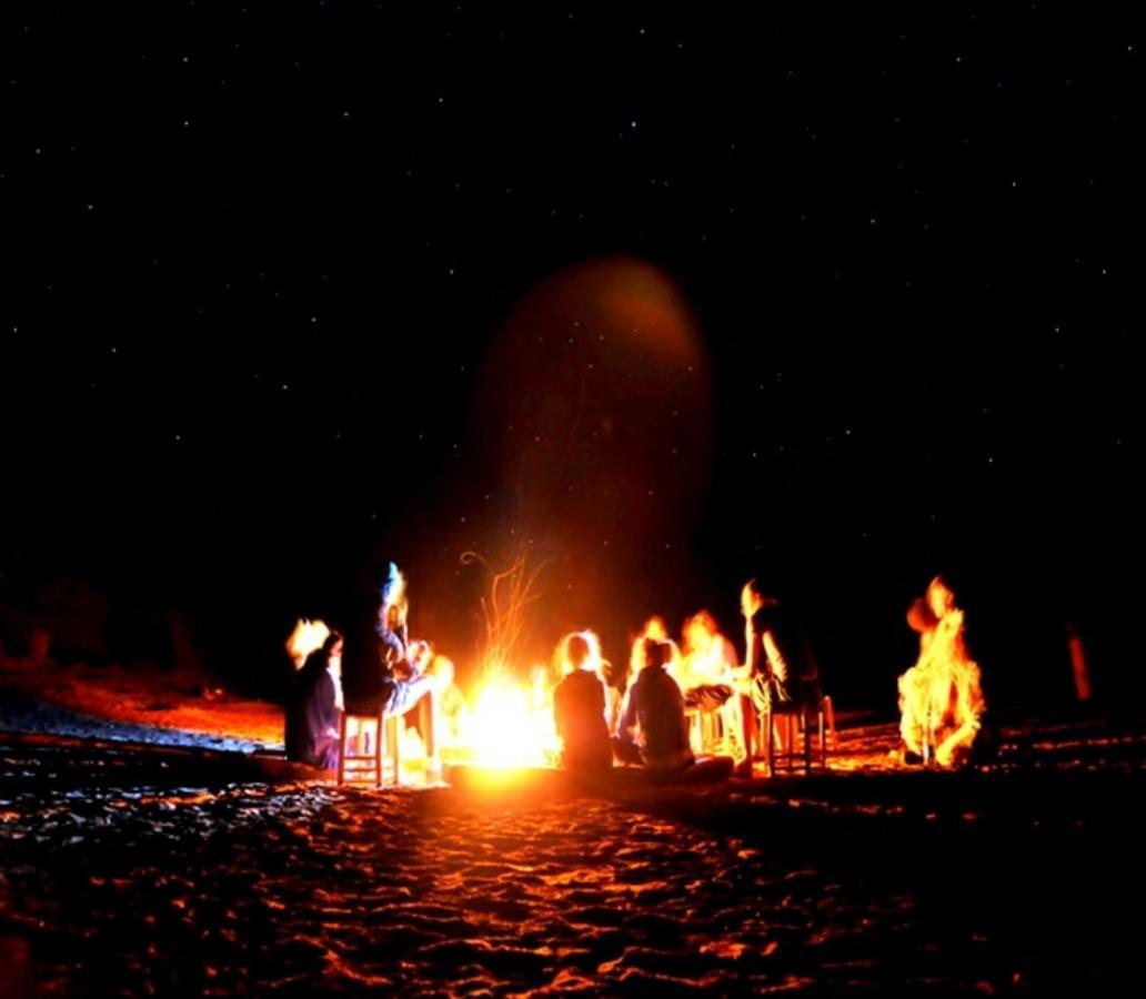 Desert Romantic Camp เมอร์ซูกา ภายนอก รูปภาพ