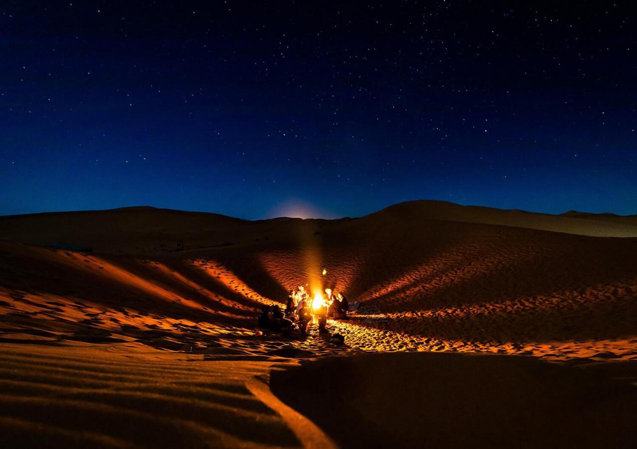 Desert Romantic Camp เมอร์ซูกา ภายนอก รูปภาพ