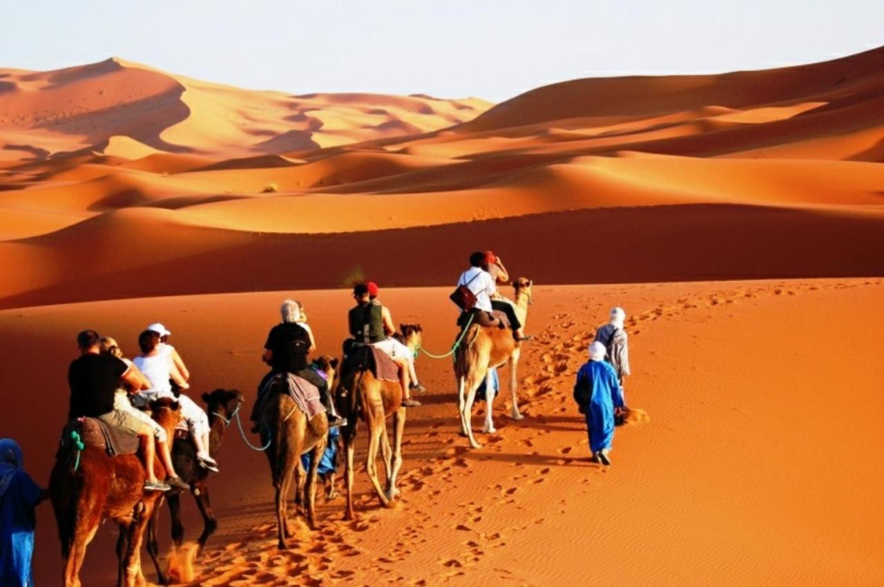 Desert Romantic Camp เมอร์ซูกา ภายนอก รูปภาพ