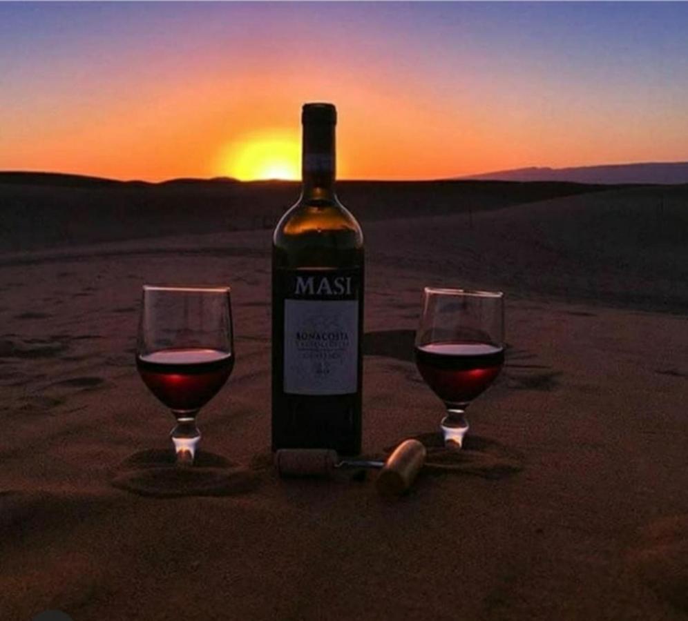 Desert Romantic Camp เมอร์ซูกา ภายนอก รูปภาพ