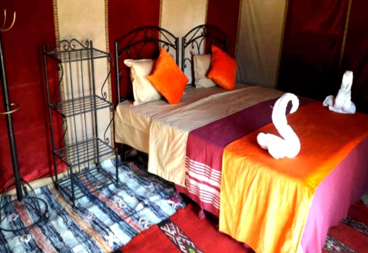 Desert Romantic Camp เมอร์ซูกา ภายนอก รูปภาพ