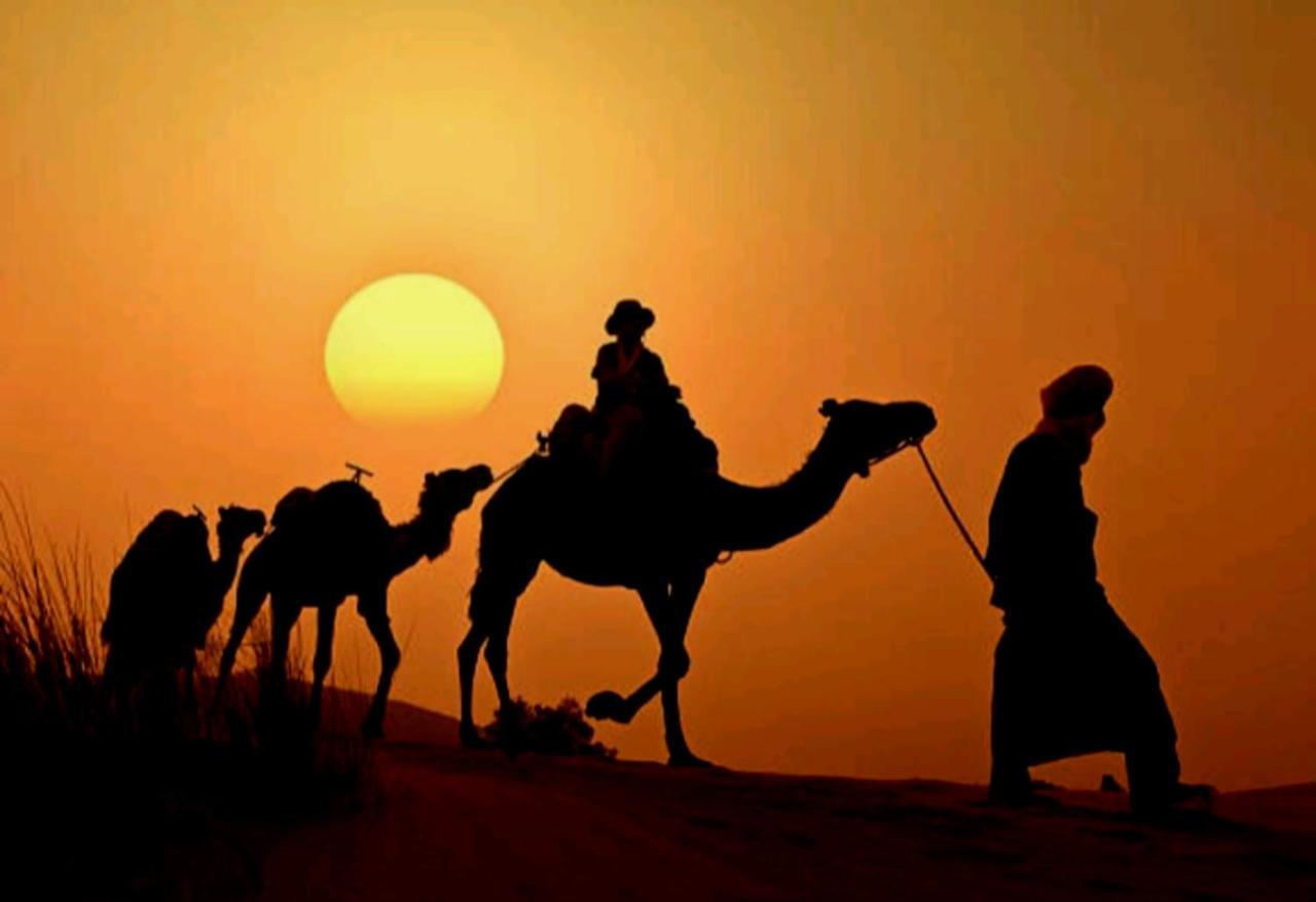 Desert Romantic Camp เมอร์ซูกา ภายนอก รูปภาพ